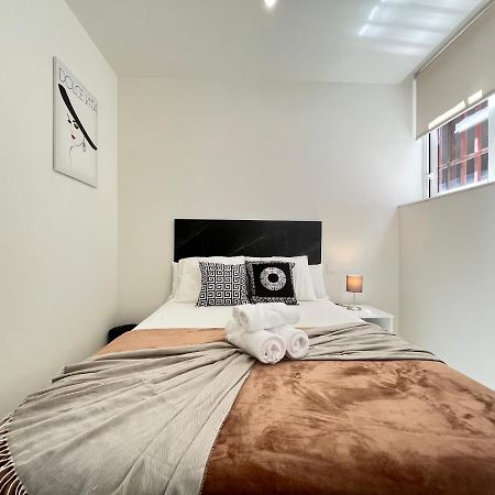Apartmán Acogedor Infanta Mercedes Madrid Exteriér fotografie
