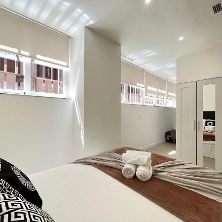 Apartmán Acogedor Infanta Mercedes Madrid Exteriér fotografie
