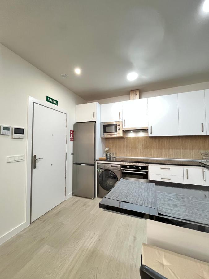 Apartmán Acogedor Infanta Mercedes Madrid Exteriér fotografie