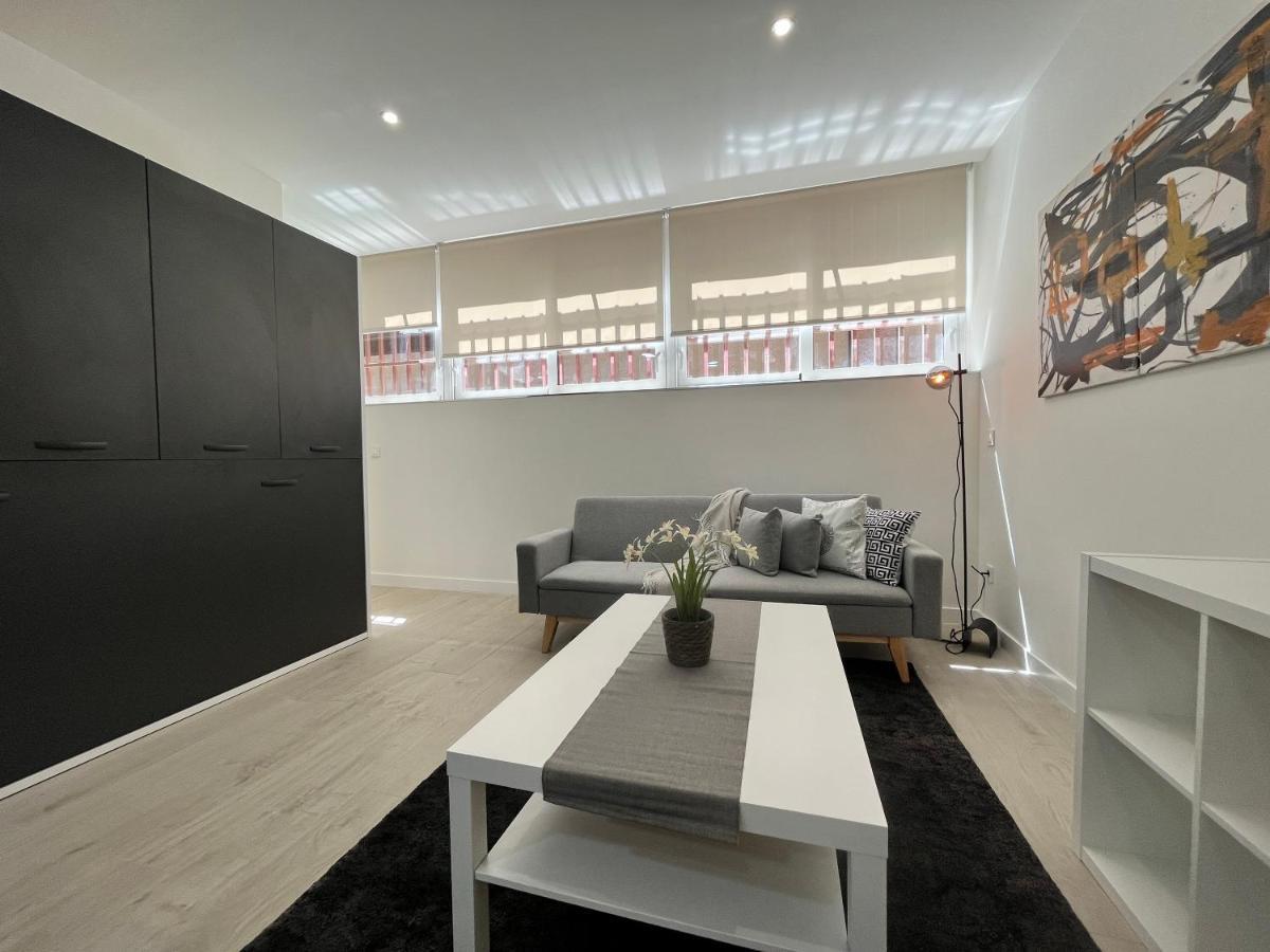 Apartmán Acogedor Infanta Mercedes Madrid Exteriér fotografie